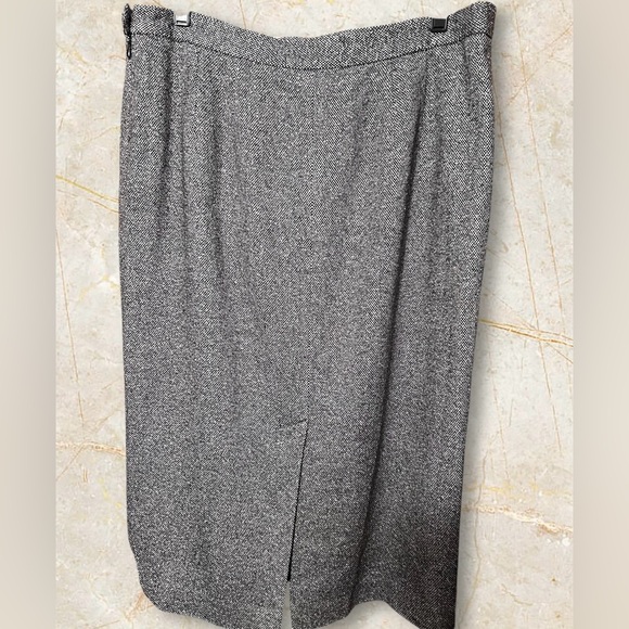 Talbots Classic Tweed Skirt Suit - Picture 13 of 15